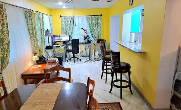 $2,450 | 6710 Northwest 58th Court, Tamarac, FL 33321