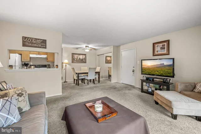 $1,950 | 105 Stockton Court, Unit 105, North Wales, PA 19454