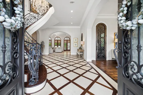 $3,750,000 | 310 Tynebridge Lane, Houston, TX 77024