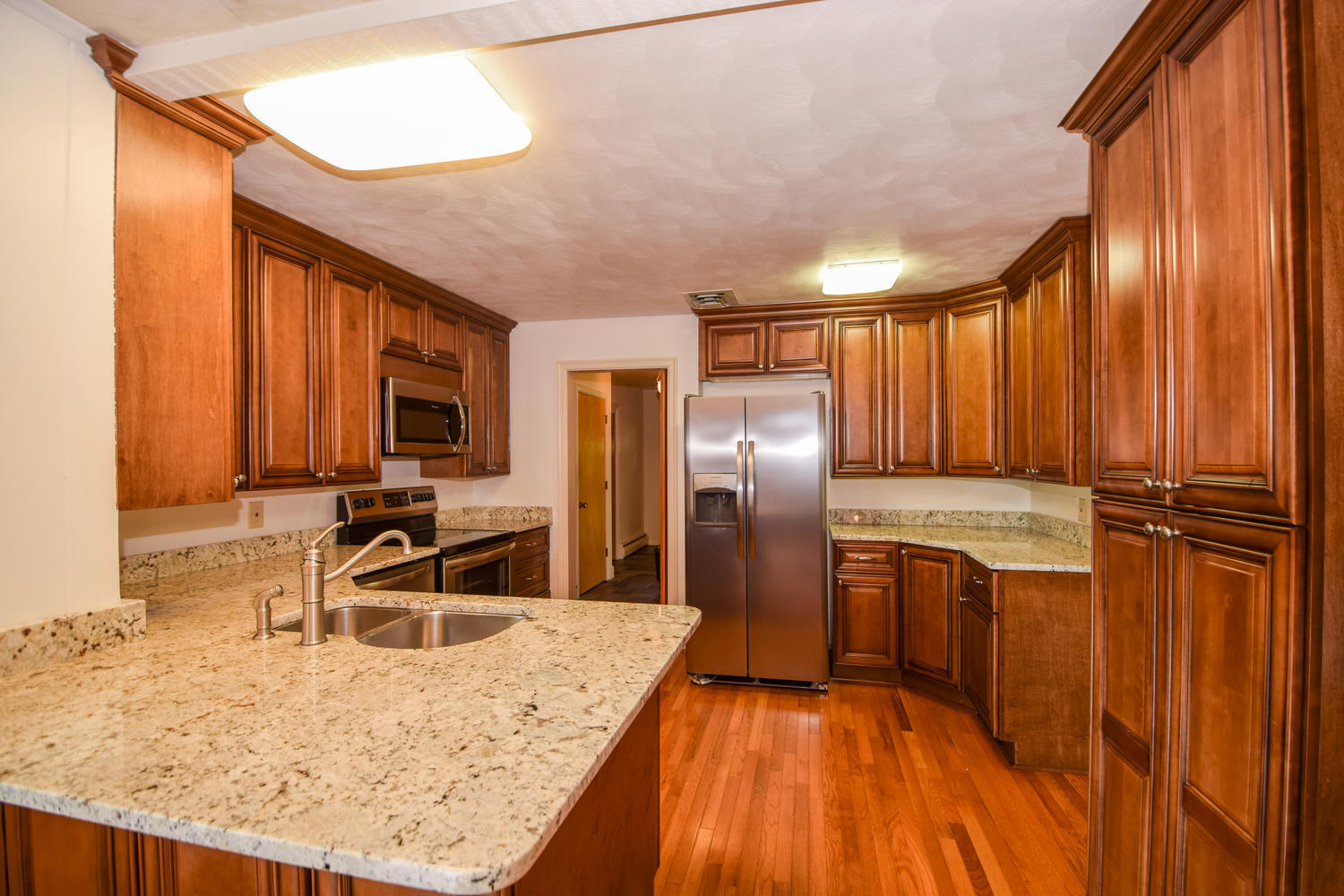 1915 Walmann Road Southwest Roanoke, VA 24018 - Photo 3 of 34 8