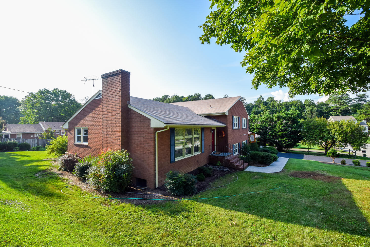 1915 Walmann Road Southwest Roanoke, VA 24018 - Photo 21 of 34 21