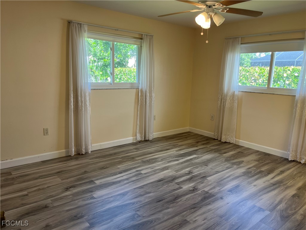 12878 Iona Road Fort Myers, FL 33908 - Photo 15 of 30