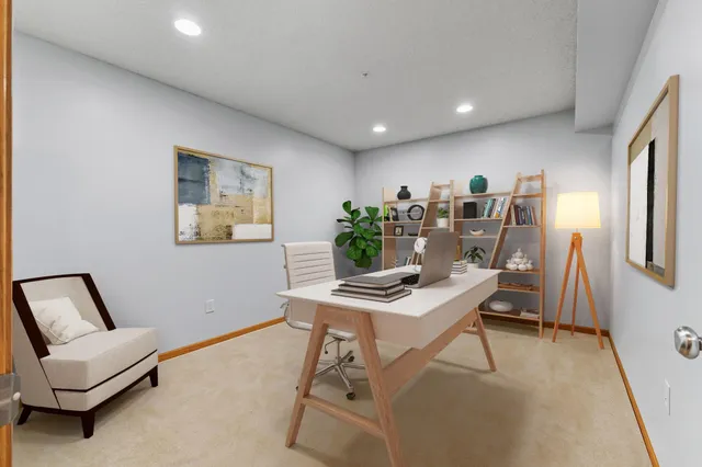 $269,900 | 14569 Everton Avenue North, Unit 8, Hugo, MN 55038