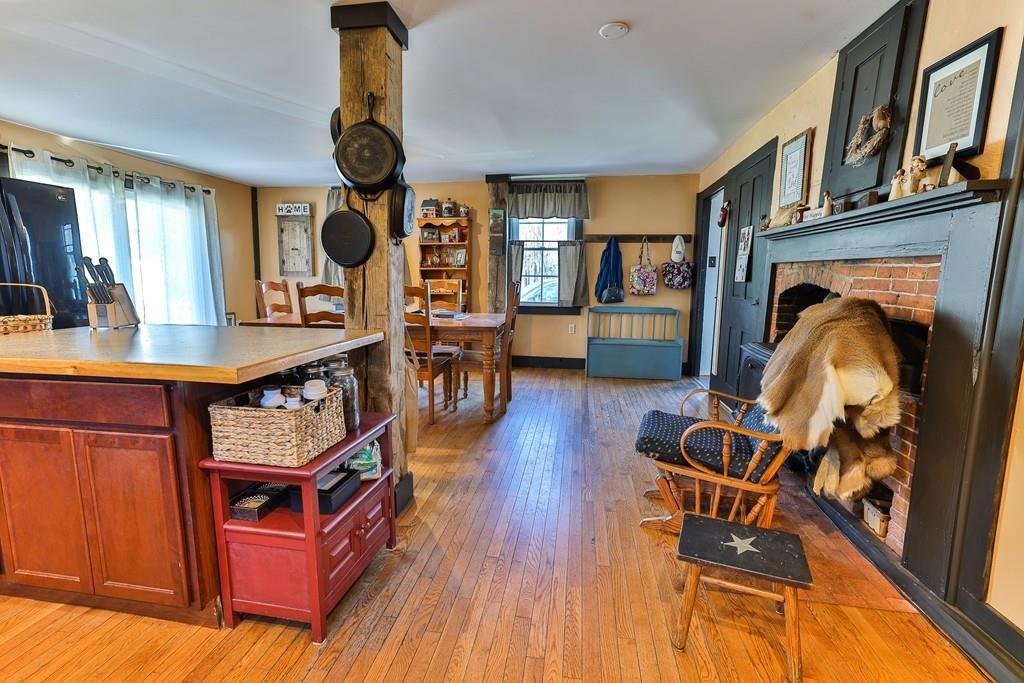 122 New Braintree Road Oakham, MA 01068 - Photo 4 of 29 Gallery Image 4