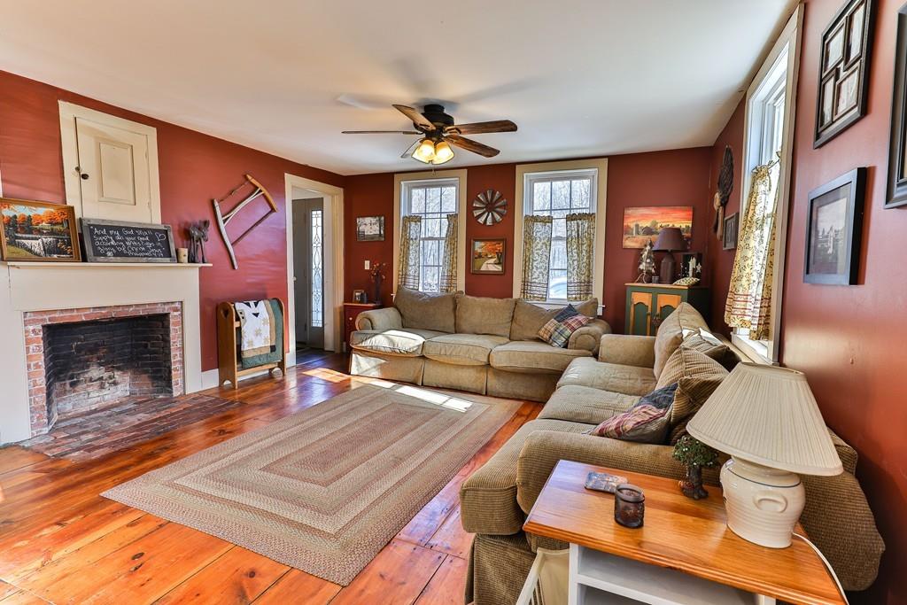 122 New Braintree Road Oakham, MA 01068 - Photo 8 of 29 Gallery Image 8
