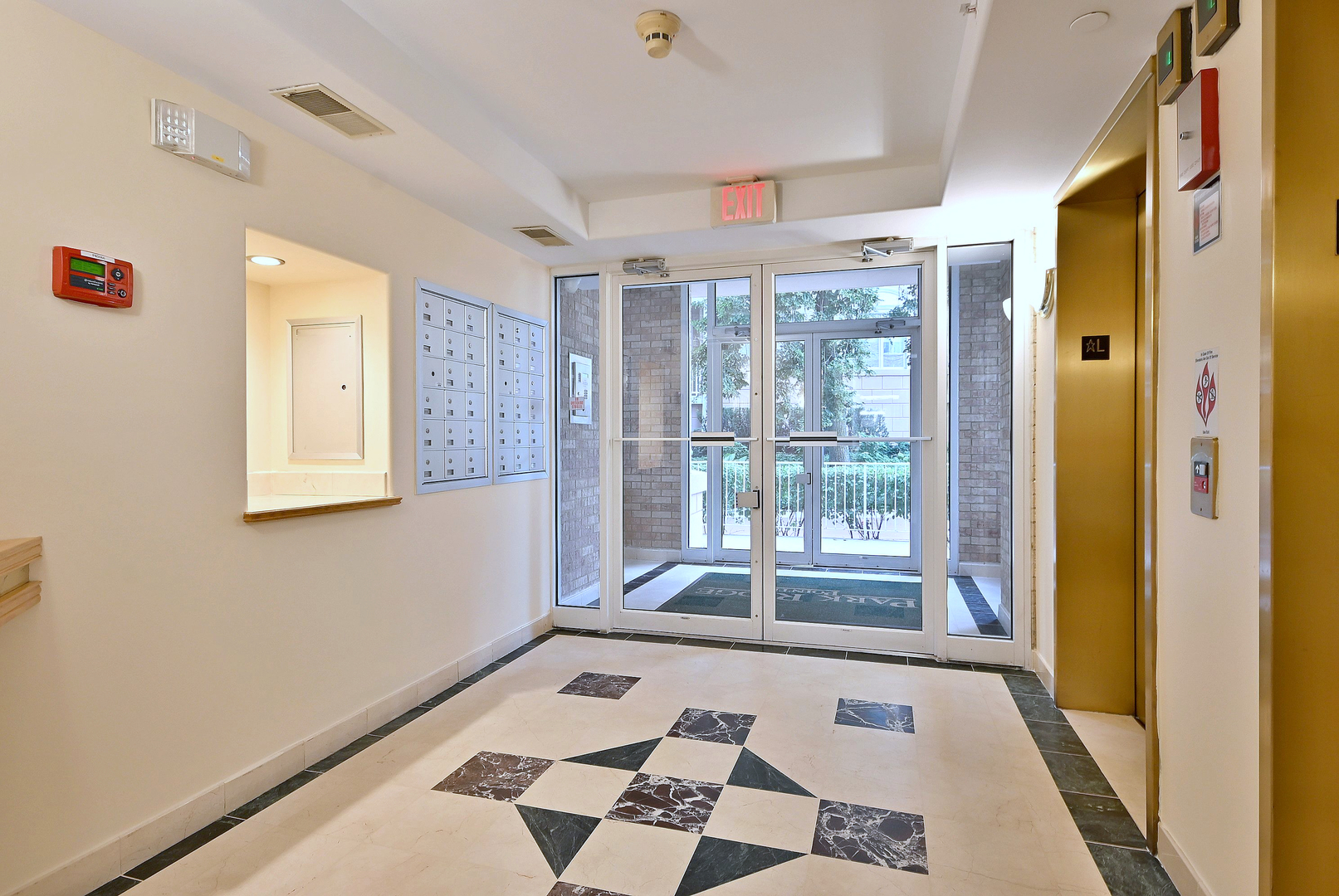 1745 Pavilion Way, Unit 502 Park Ridge, IL 60068 - Photo 11 of 51