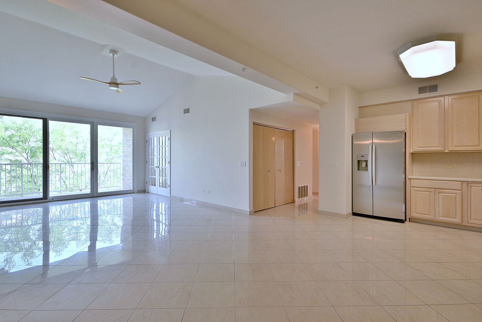 1745 Pavilion Way, Unit 502 Park Ridge, IL 60068 - Photo 17 of 51