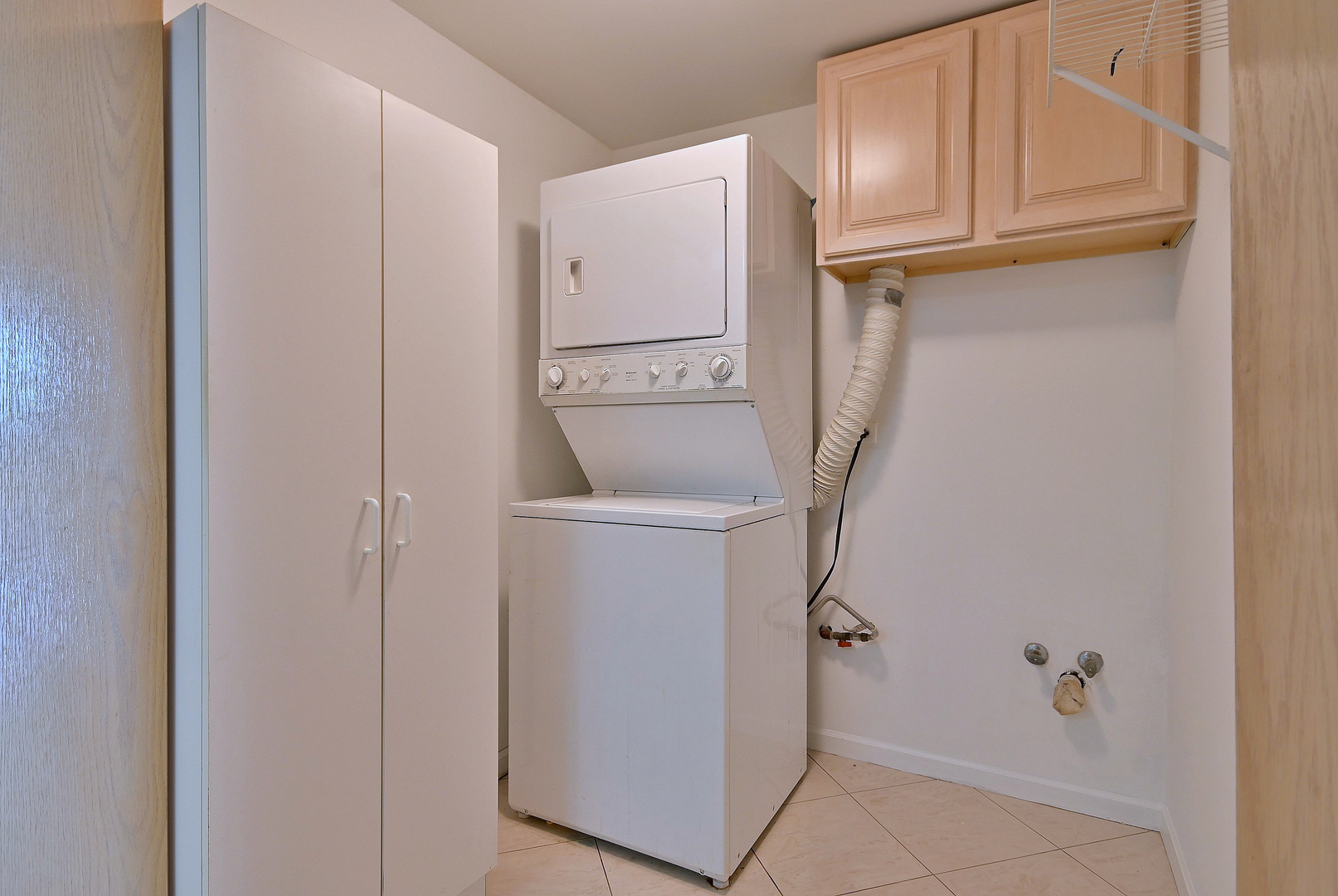 1745 Pavilion Way, Unit 502 Park Ridge, IL 60068 - Photo 18 of 51