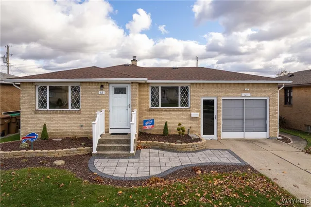$269,000 | 63 Constance Lane, Cheektowaga, NY 14227