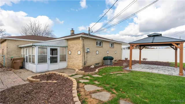 $269,000 | 63 Constance Lane, Cheektowaga, NY 14227