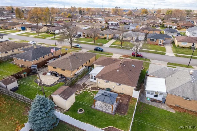 $269,000 | 63 Constance Lane, Cheektowaga, NY 14227