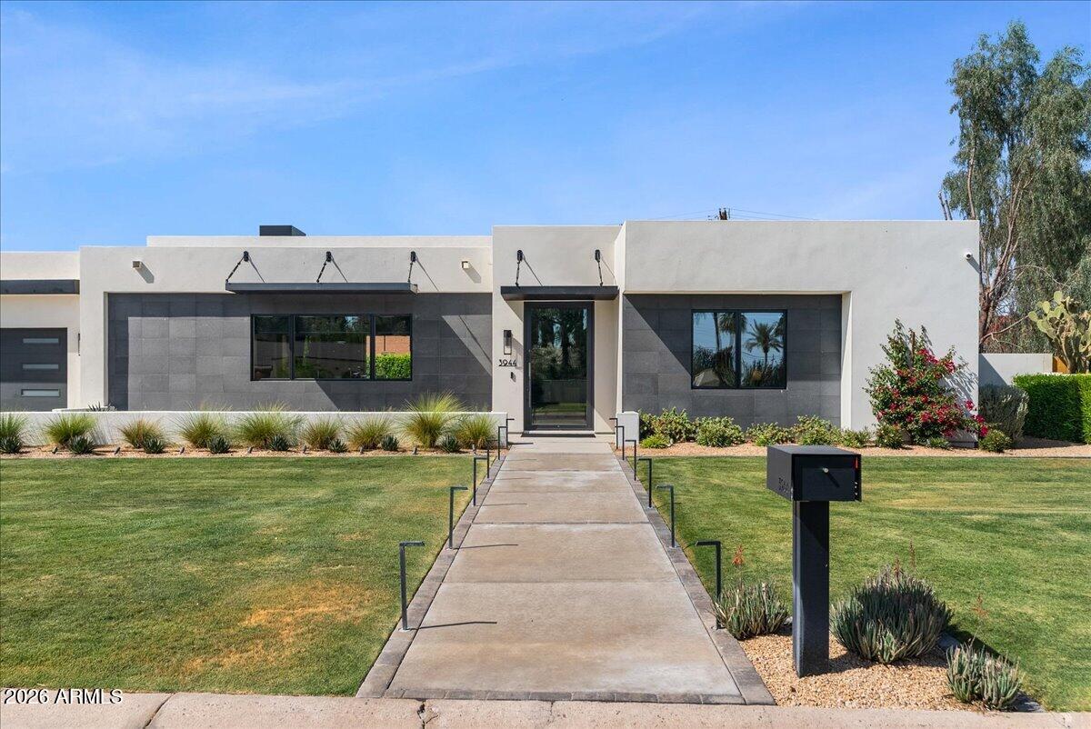 3944 East Roma Avenue Phoenix, AZ 85018 - Photo 6 of 53