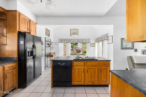 $359,900 | 44745 Veterans Memorial Highway, Pennington Gap, VA 24277