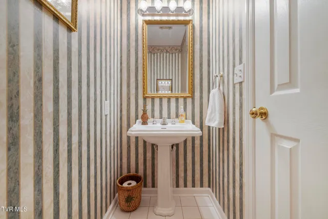 $359,900 | 44745 Veterans Memorial Highway, Pennington Gap, VA 24277