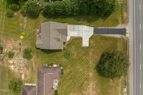 $359,900 | 44745 Veterans Memorial Highway, Pennington Gap, VA 24277