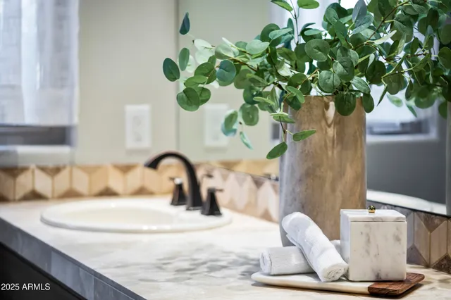 a view of a house with swimming pool and a yard
