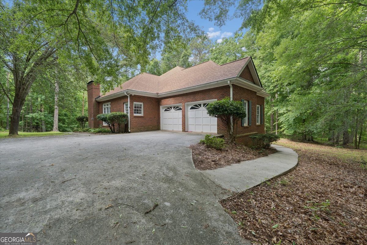971 Cochran Road Covington, GA 30014 - Photo 2 of 39