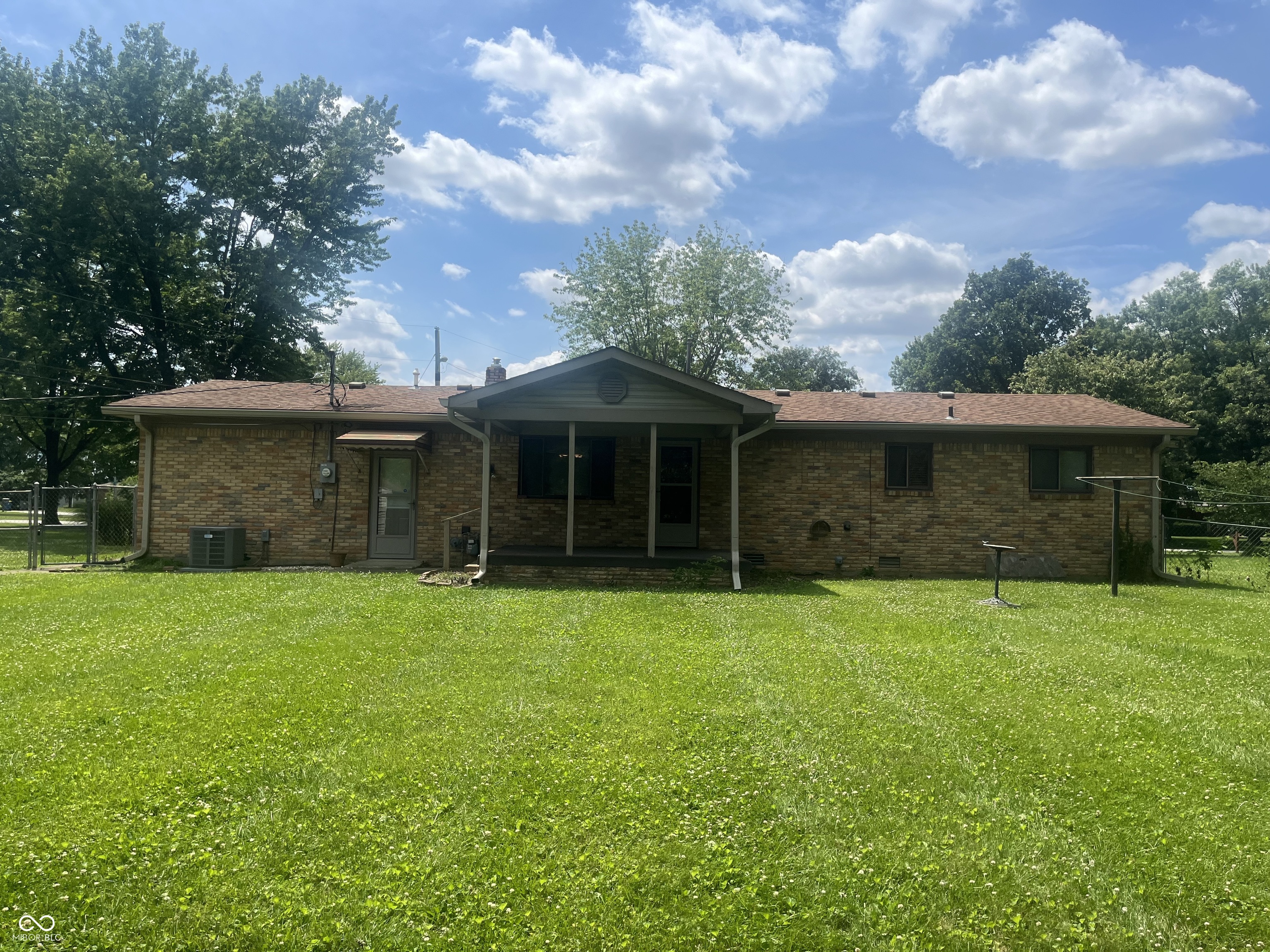 4221 Solun Road Indianapolis, IN 46221 - Photo 13 of 14