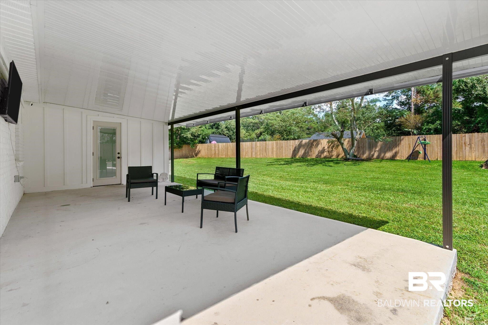 15 Magnolia Circle Foley, AL 36535 - Photo 25 of 31 Back Covered Porch