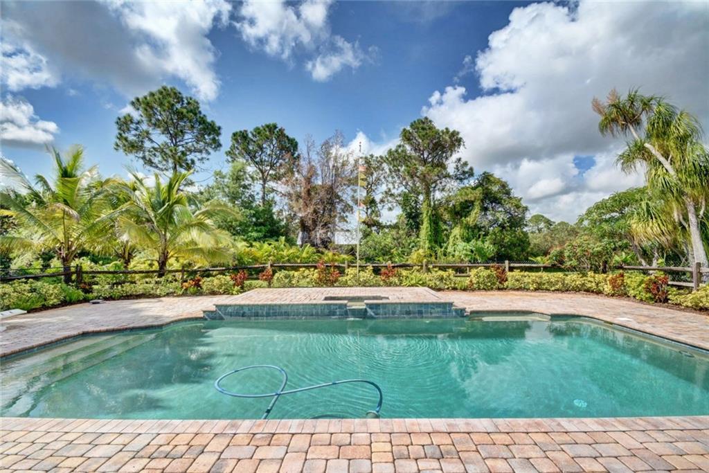 8616 Southwest Perry Lane Stuart, FL 34997 - Photo 10 of 55 Gallery Image 10