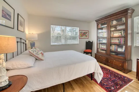 Undisclosed Address, East Hampton, NY 11937