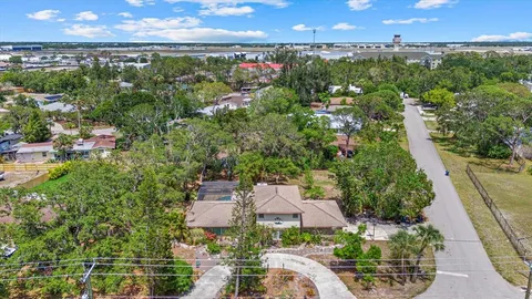 $699,000 | 8255 Longbay Boulevard, Sarasota, FL 34243