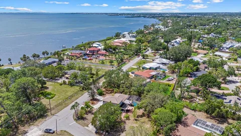 $699,000 | 8255 Longbay Boulevard, Sarasota, FL 34243