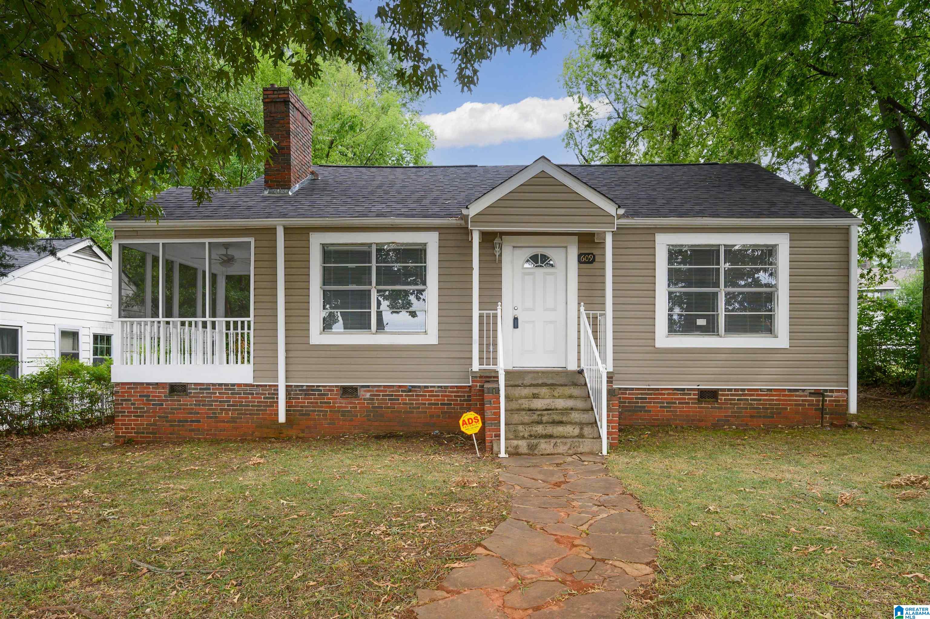 609 Valley Road Fairfield, AL 35064 - Photo 1 of 36