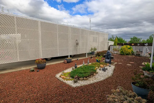 $75,500 | 2505 Jackson Avenue, Unit 197, Escalon, CA 95320