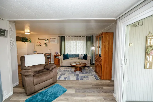 $75,500 | 2505 Jackson Avenue, Unit 197, Escalon, CA 95320