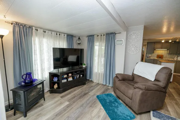 $75,500 | 2505 Jackson Avenue, Unit 197, Escalon, CA 95320
