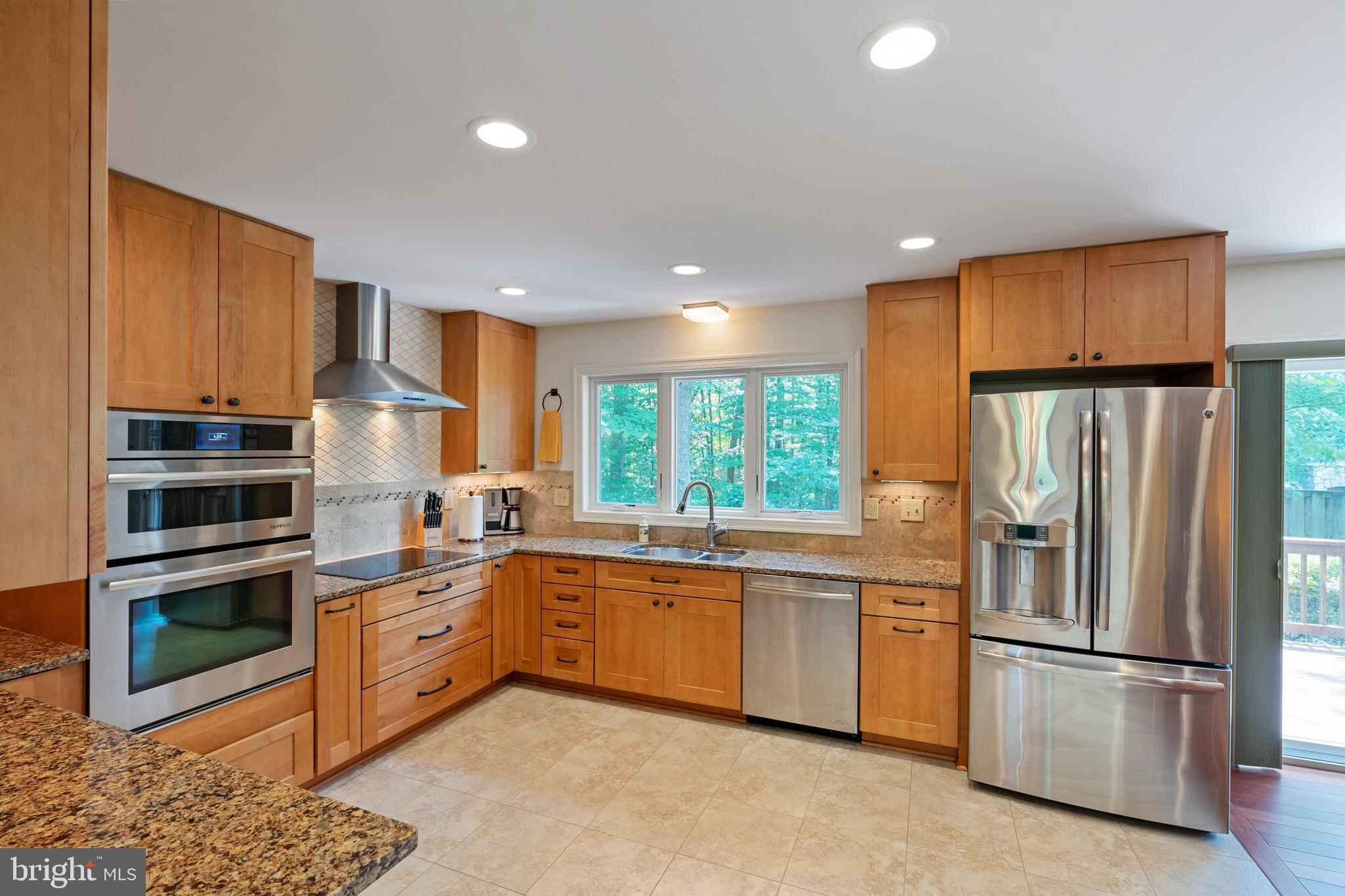 17 Rutherford Circle Sterling, VA 20165 - Photo 12 of 50 Gallery Image 12