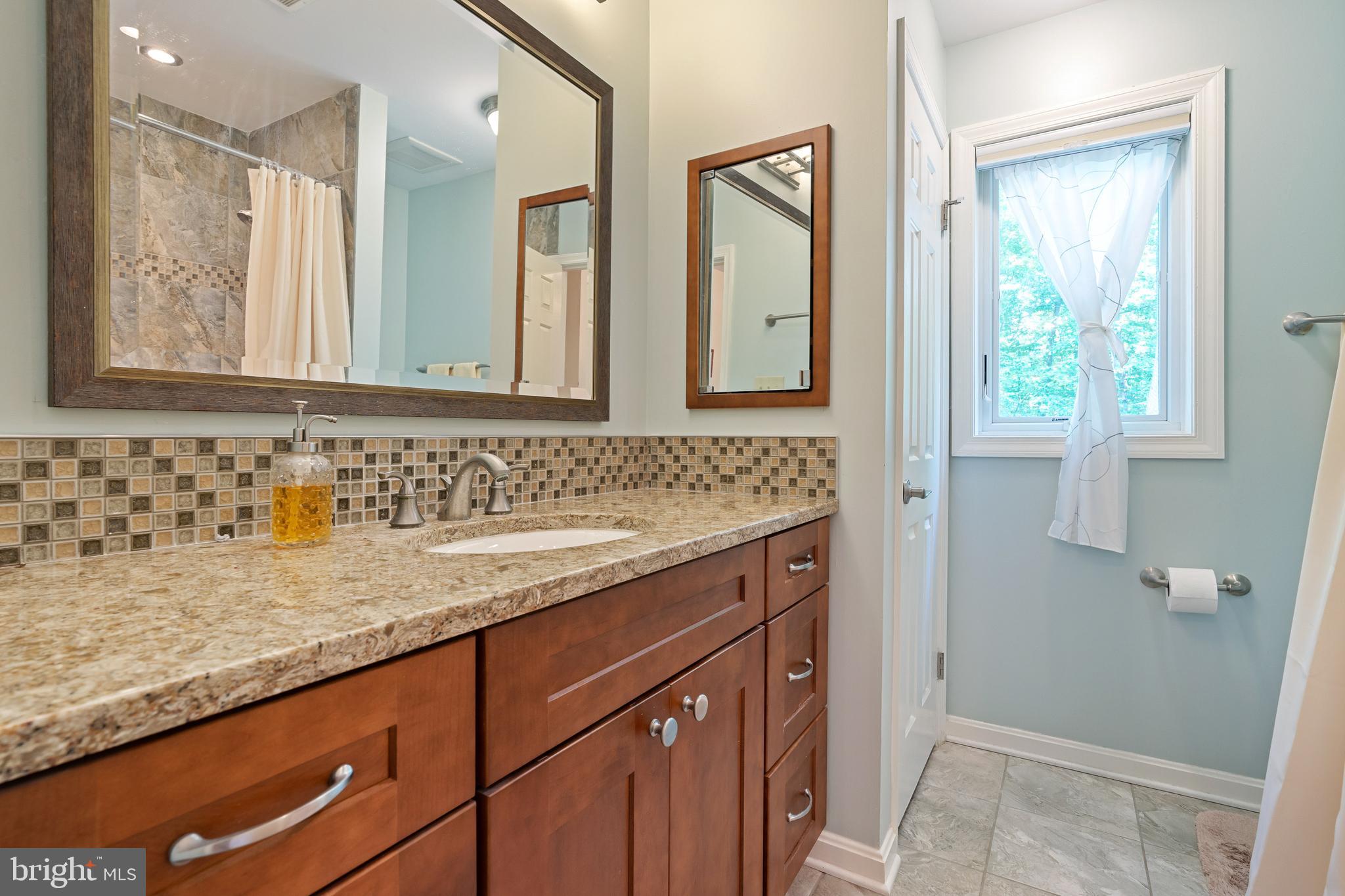 17 Rutherford Circle Sterling, VA 20165 - Photo 32 of 50 Gallery Image 32