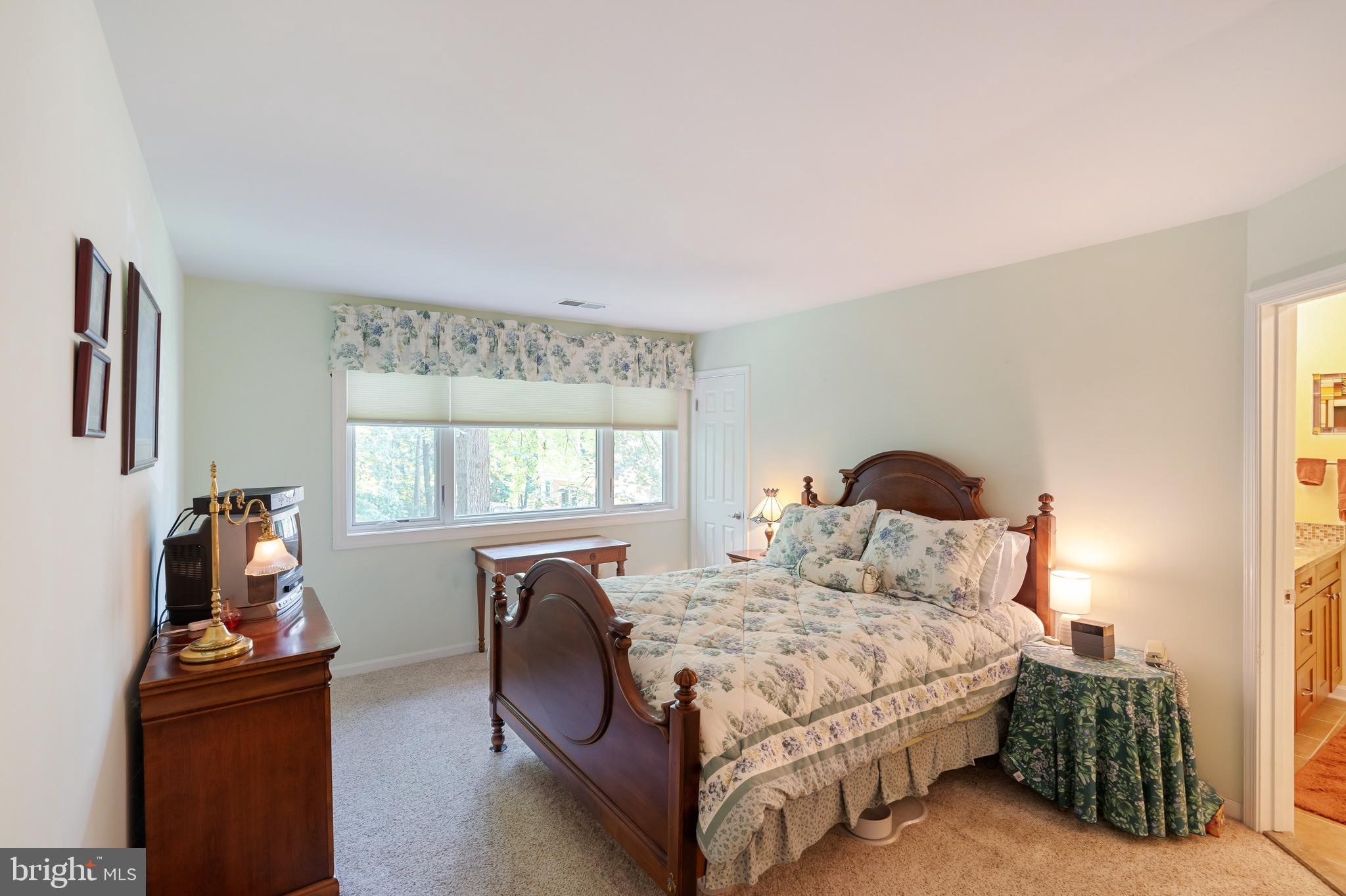 17 Rutherford Circle Sterling, VA 20165 - Photo 7 of 50 Gallery Image 7