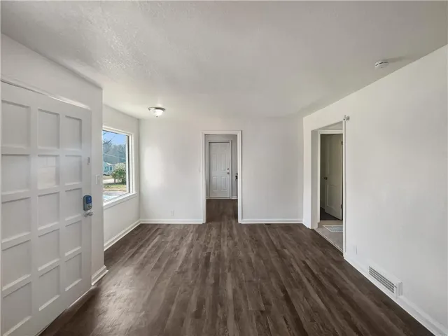 $185,000 | 4444 North Chestnut Avenue, Kansas City, MO 64117