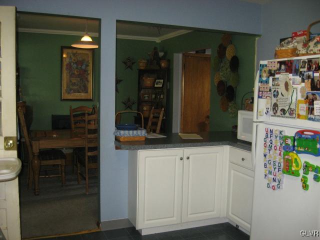 2947 Center Road Northampton, PA 18067 - Photo 5 of 12 Gallery Image 5