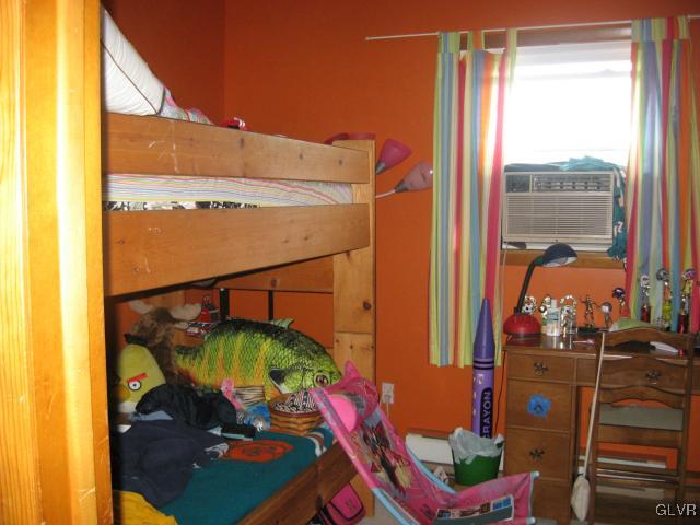 2947 Center Road Northampton, PA 18067 - Photo 8 of 12 Gallery Image 8