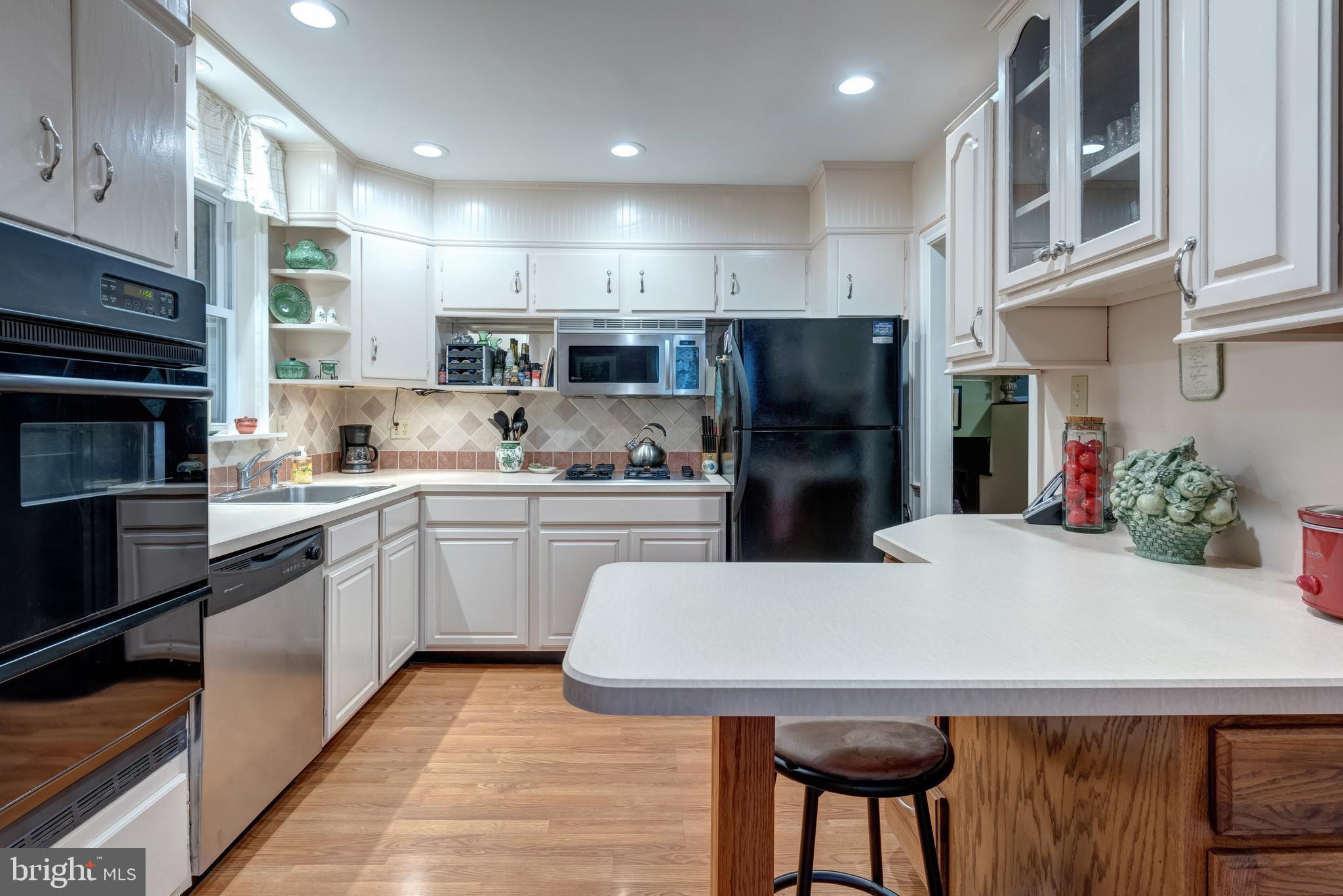 127 Bartholomew Road Berwyn, PA 19312 - Photo 13 of 38 Kitchen