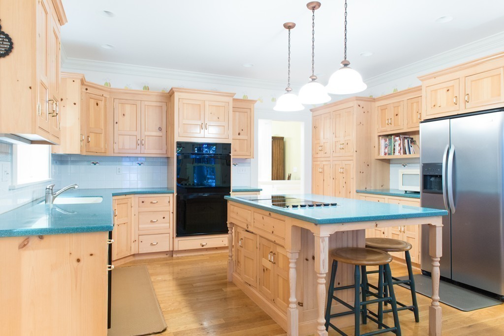 20 Marsh Road Sutton, MA 01590 - Photo 11 of 30 Gallery Image 11