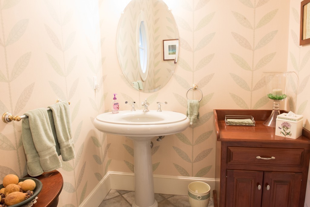 20 Marsh Road Sutton, MA 01590 - Photo 10 of 30 Gallery Image 10