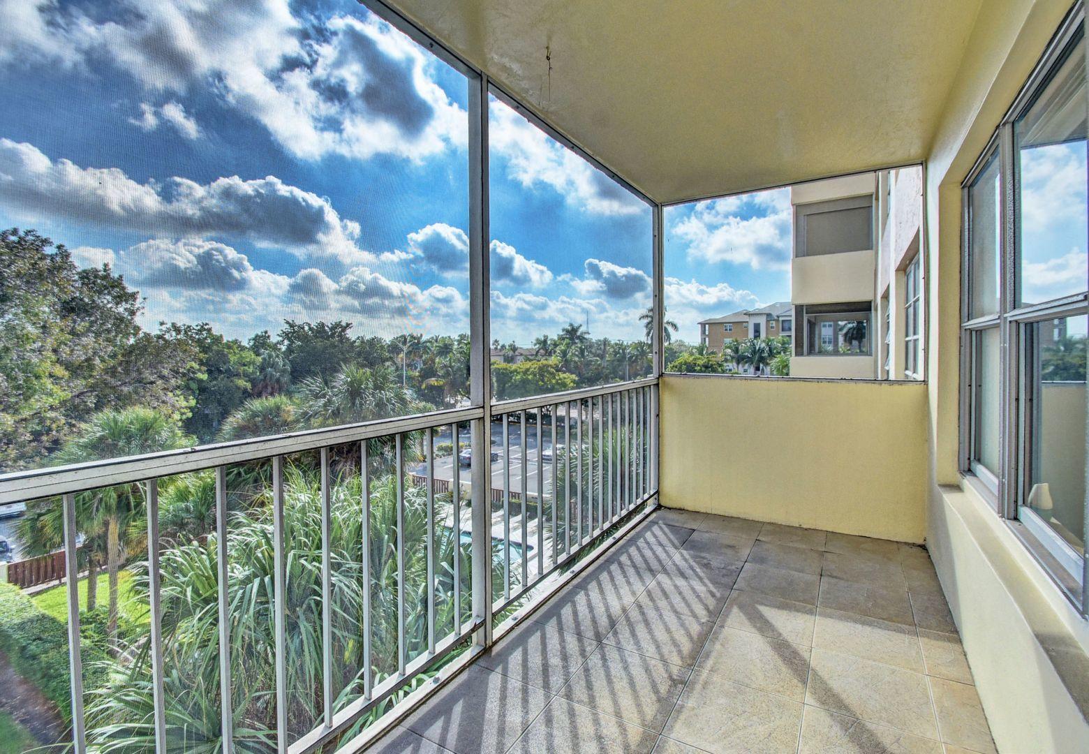 10777 West Sample Road, Unit 418 Coral Springs, FL 33065 - Photo 20 of 31 20_dsc_7944and4more