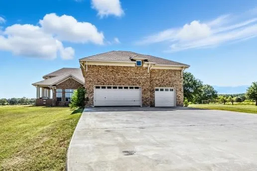 $4,500,000 | 5715 Highway 19, Crockett, TX 75835