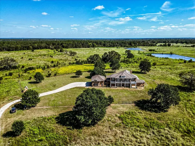 $4,500,000 | 5715 Highway 19, Crockett, TX 75835