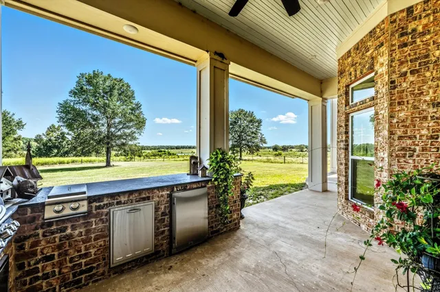 $4,500,000 | 5715 Highway 19, Crockett, TX 75835