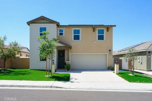 $680,000 | 324 Castaic Way, Rialto, CA 92377