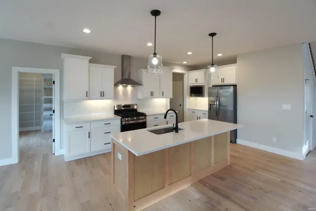 $499,000 | 892 Ravenstone Drive, Lafayette, IN 47909