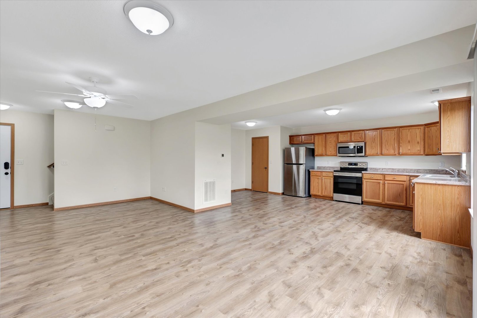 3317 Boulder Ridge Drive Champaign, IL 61822 - Photo 6 of 27