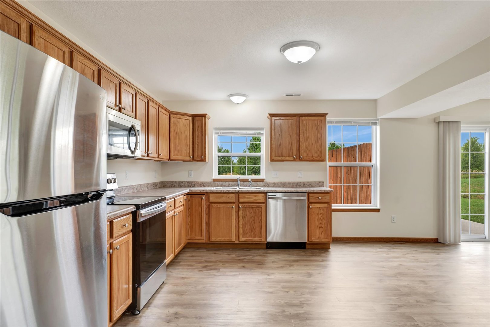 3317 Boulder Ridge Drive Champaign, IL 61822 - Photo 9 of 27