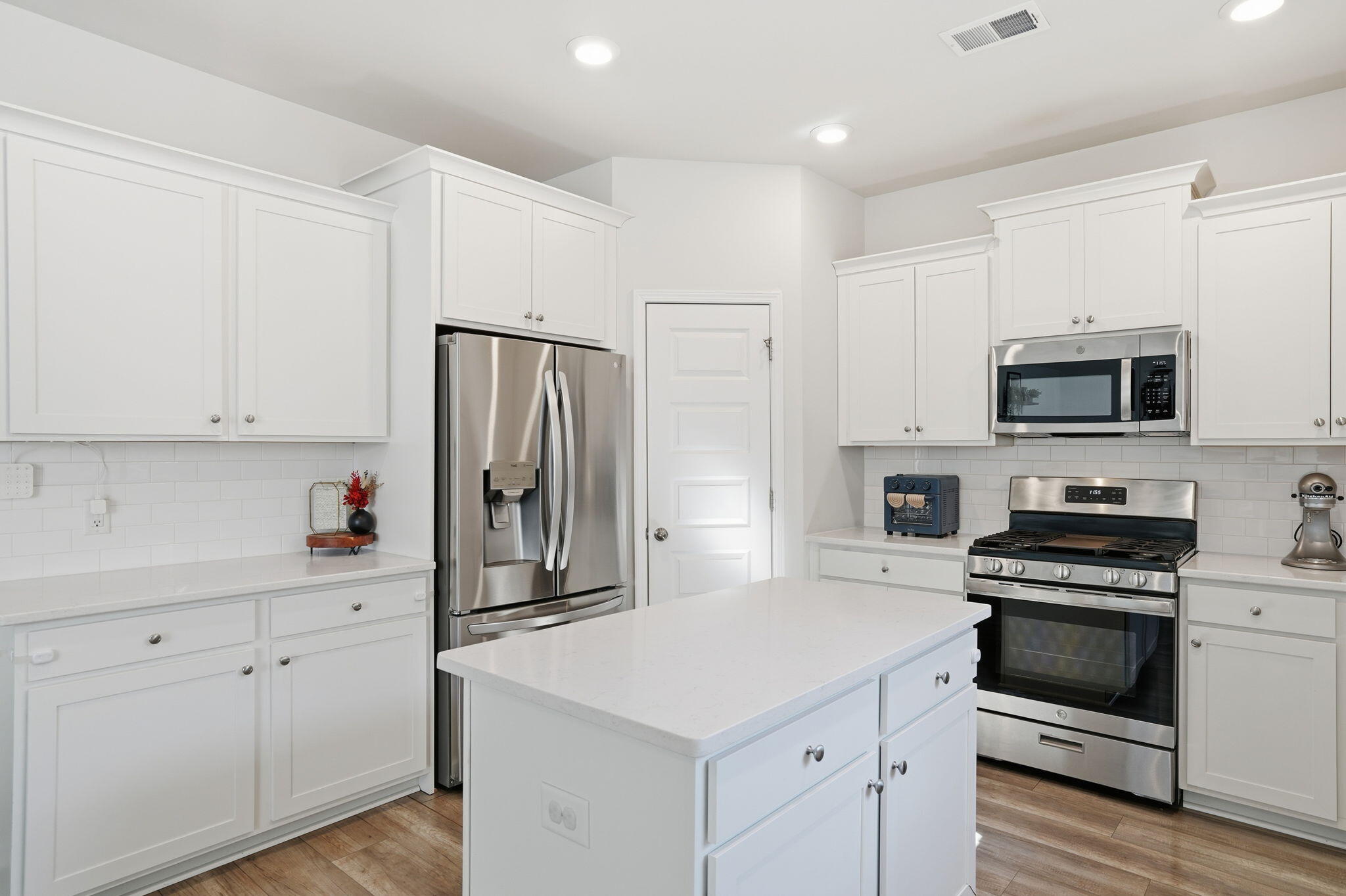 132 Red Bluff Street Summerville, SC 29483 - Photo 17 of 51 20-web-or-mls-021_DSC06622