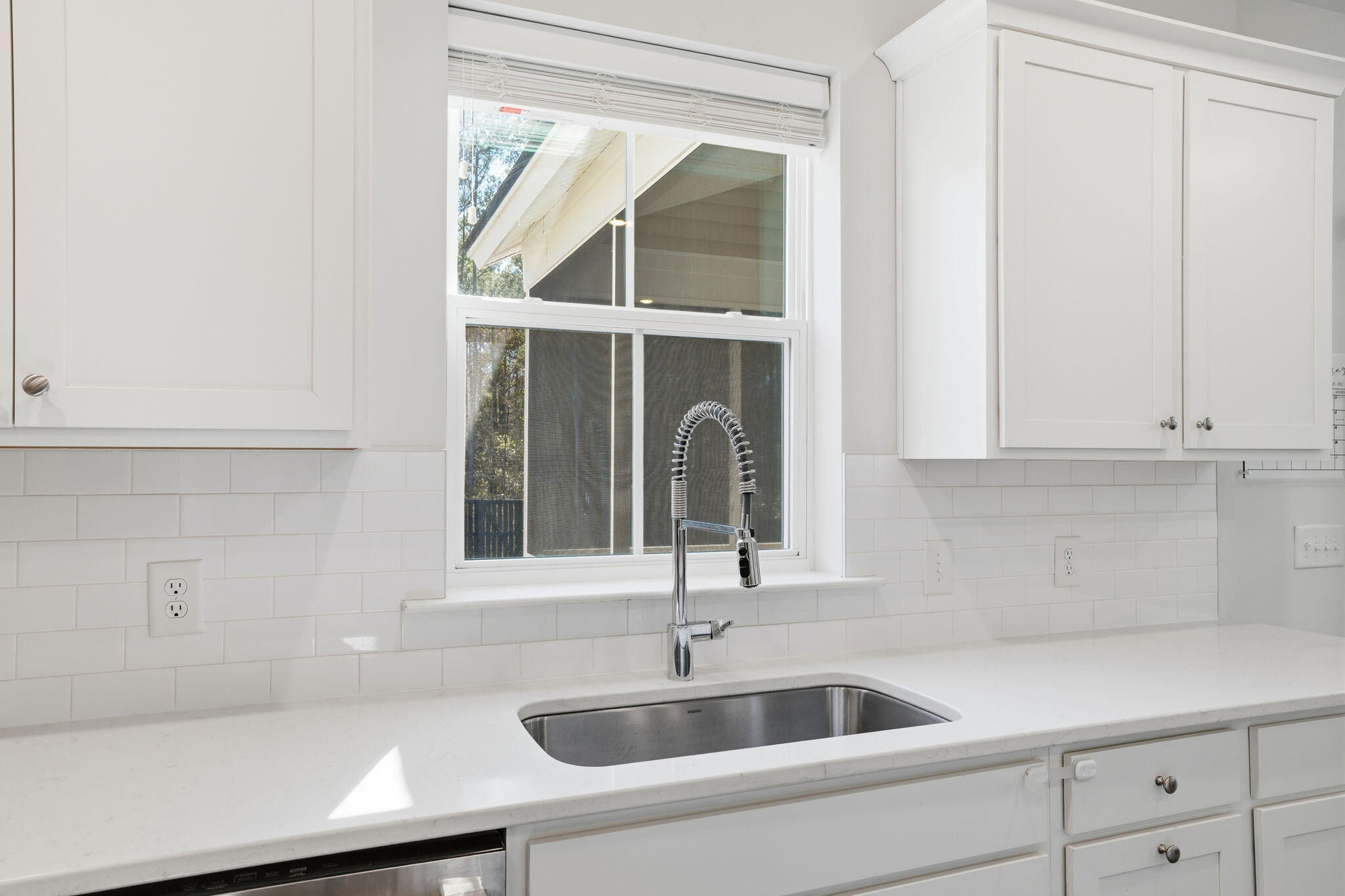 132 Red Bluff Street Summerville, SC 29483 - Photo 19 of 51 22-web-or-mls-022_DSC06625